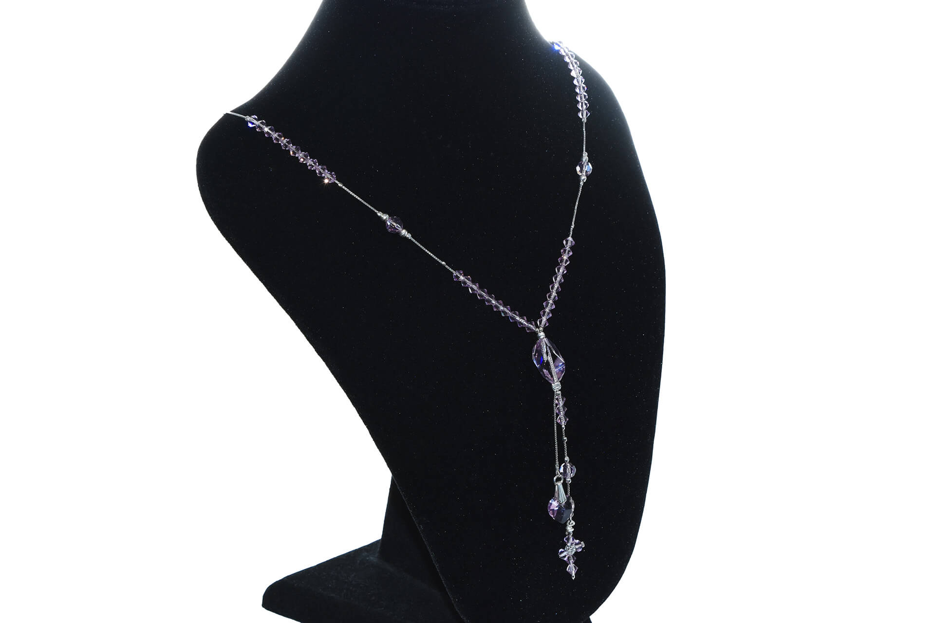 Rosenkranz-Halskette, in Italien handgefertigt aus rhodiniertem Silber  925/00, die Glasperlen sind aus Bicono-Schmuckkristallen