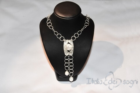 Collana in argento e perle barocche