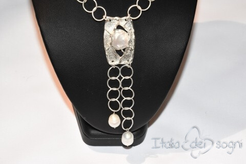 Collana in argento e perle barocche