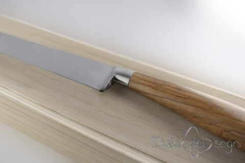 roast beef knife, olive wood